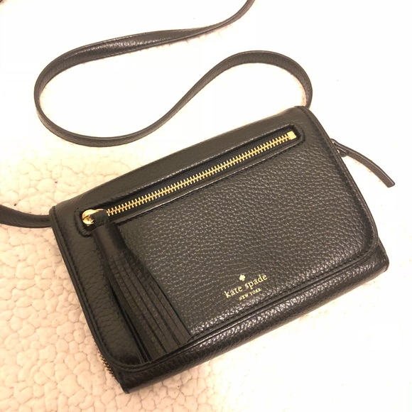 kate spade black crossbody with tassel